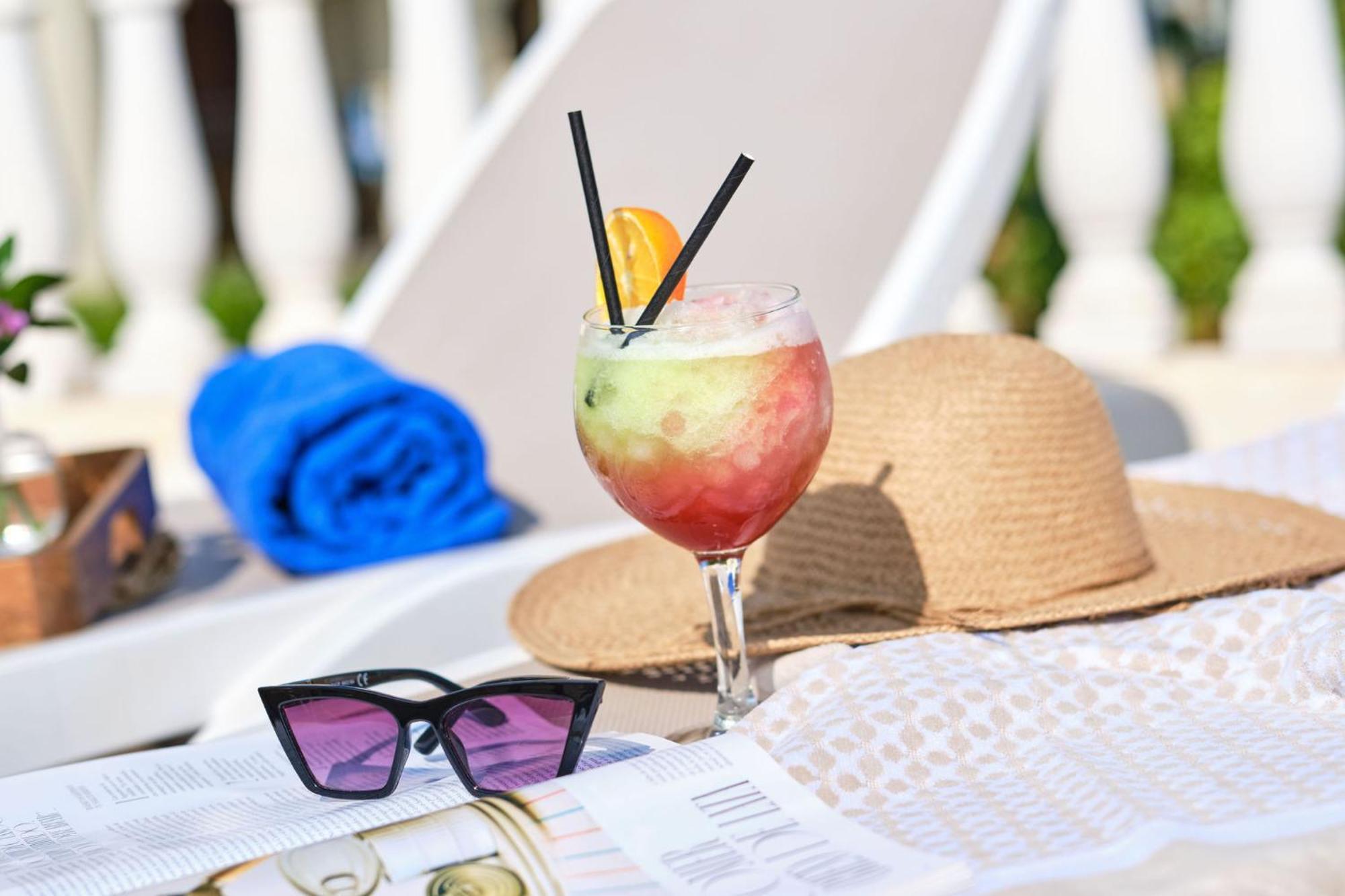 Hotel Boutique Bon Repos - Adults Only Santa Ponsa Kültér fotó