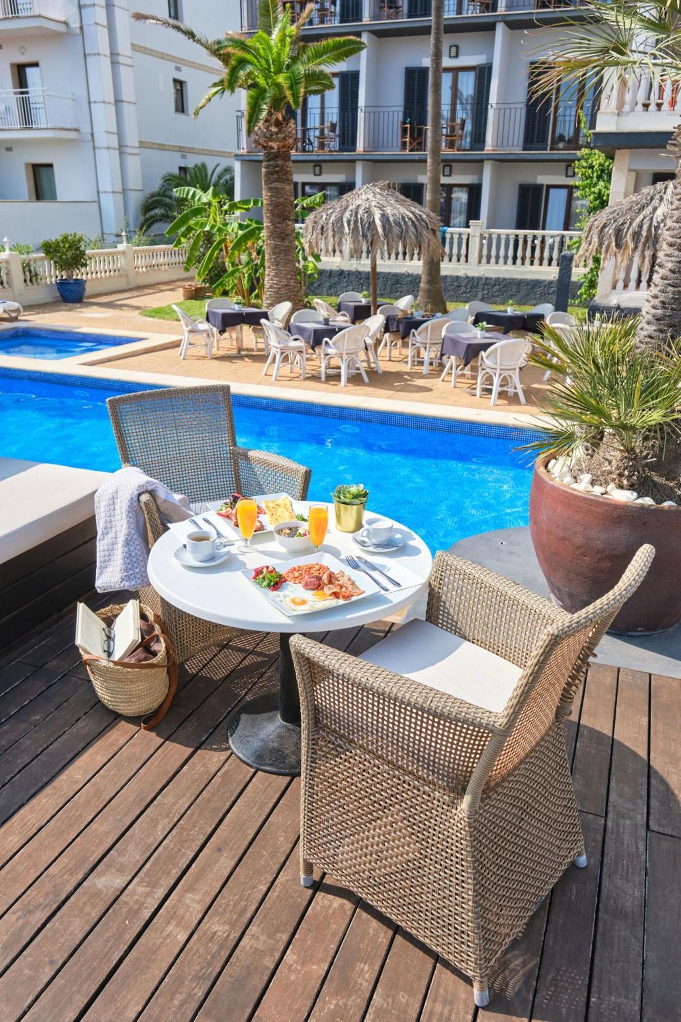 Hotel Boutique Bon Repos - Adults Only Santa Ponsa Kültér fotó
